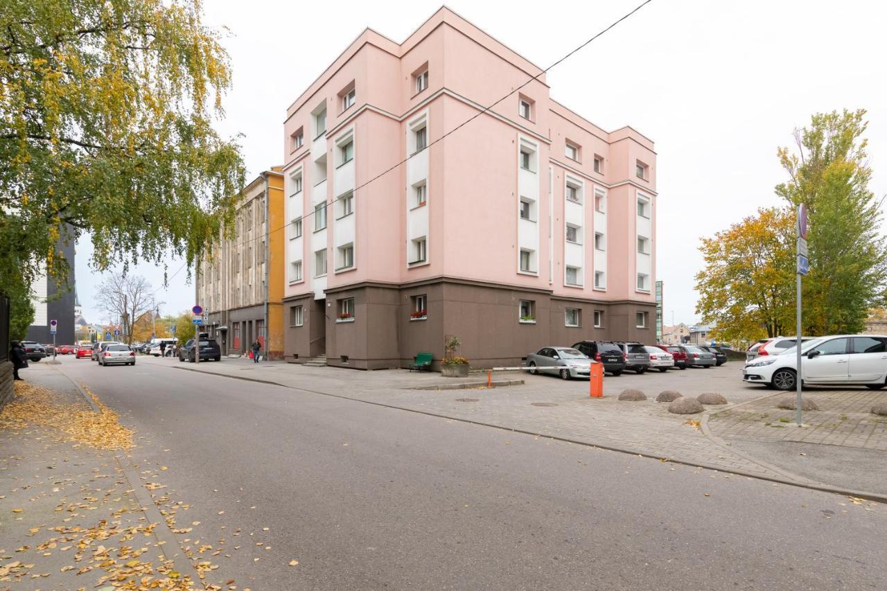 Karu Central Apartment タリン エクステリア 写真